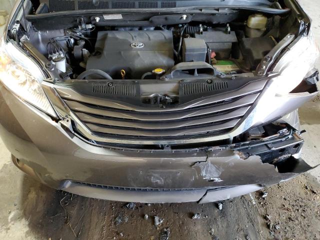 Photo 12 from auction – 2015 TOYOTA SIENNA LE with VIN 5TDKK3DC6FS656394