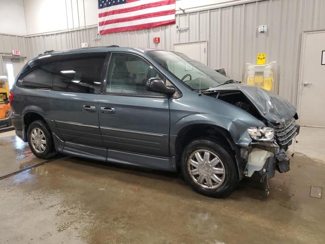 Photo 4 from auction – 2005 CHRYSLER TOWN & COU with VIN 2C8GP64L75R530463