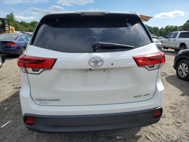 Foto 6 de la subasta – 2018 TOYOTA HIGHLANDER con VIN 5TDJZRFH3JS879942