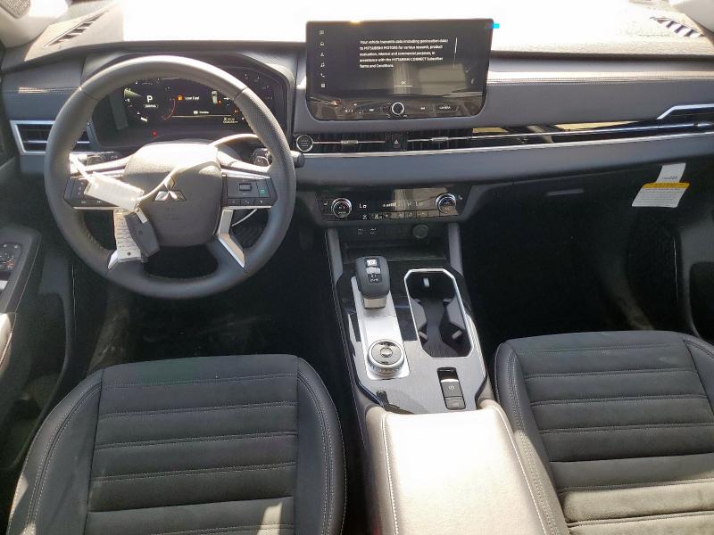 Photo 8 from auction – 2025 MITSUBISHI OUTLANDER SE with VIN JA4J3VA82SZ024130