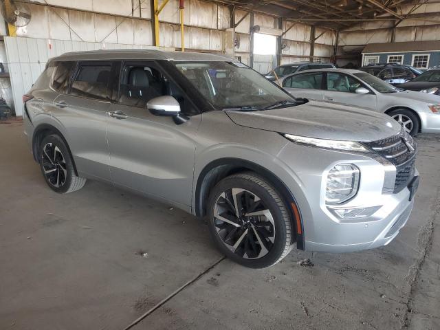 Photo 4 from auction – 2023 MITSUBISHI OUTLANDER with VIN JA4J3VA86PZ017043