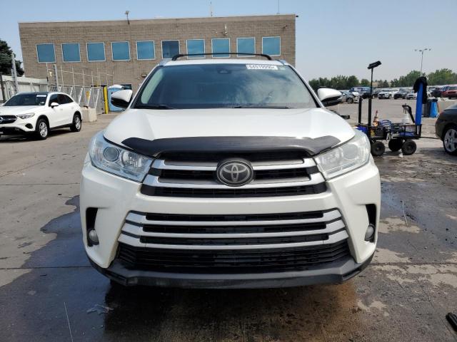 Photo 5 from auction – 2018 TOYOTA HIGHLANDER with VIN 5TDJZRFH6JS542441