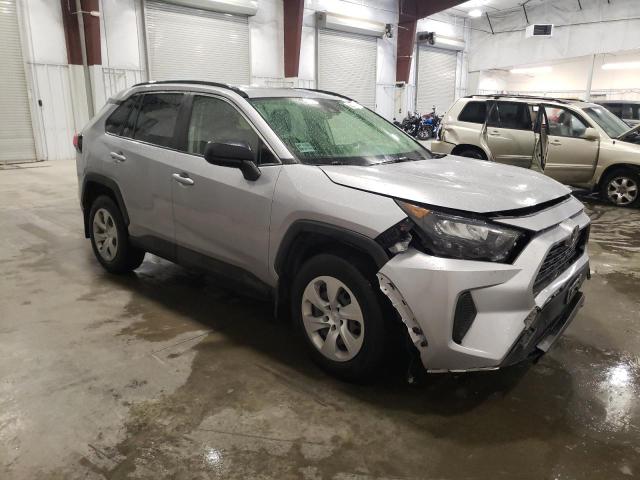 Photo 4 from auction – 2019 TOYOTA RAV4 LE with VIN JTMF1RFV2KD502230