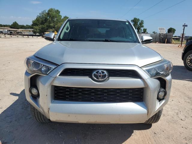 Photo 5 from auction – 2016 TOYOTA 4RUNNER SR with VIN JTEBU5JR8G5297776