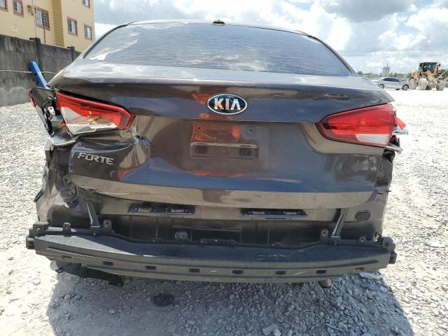 Photo 6 from auction – 2018 KIA FORTE LX with VIN 3KPFK4A79JE169868