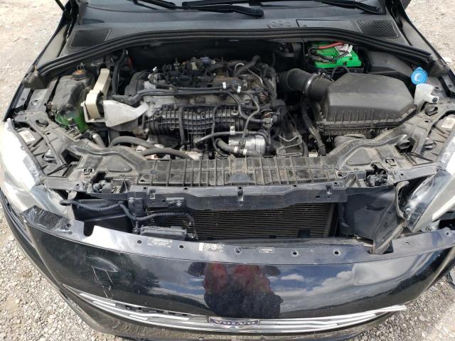 Photo 11 from auction – 2016 VOLVO S60 PLATINUM with VIN LYV402FM5GB090654