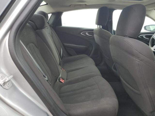 Photo 10 from auction – 2015 CHRYSLER 200 LIMITED with VIN 1C3CCCAB1FN669335