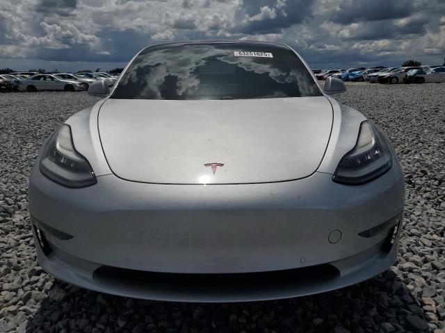 Photo 5 from auction – 2018 TESLA MODEL 3 with VIN 5YJ3E1EA5JF016591