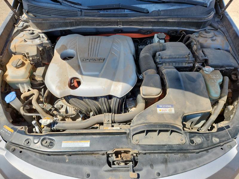 Photo 11 from auction – 2015 HYUNDAI SONATA HYB with VIN KMHEC4A4XFA129660