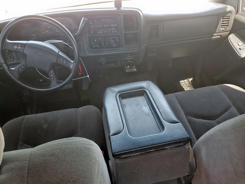 Photo 8 from auction – 2005 CHEVROLET SILVERADO with VIN 2GCEK13T351113433