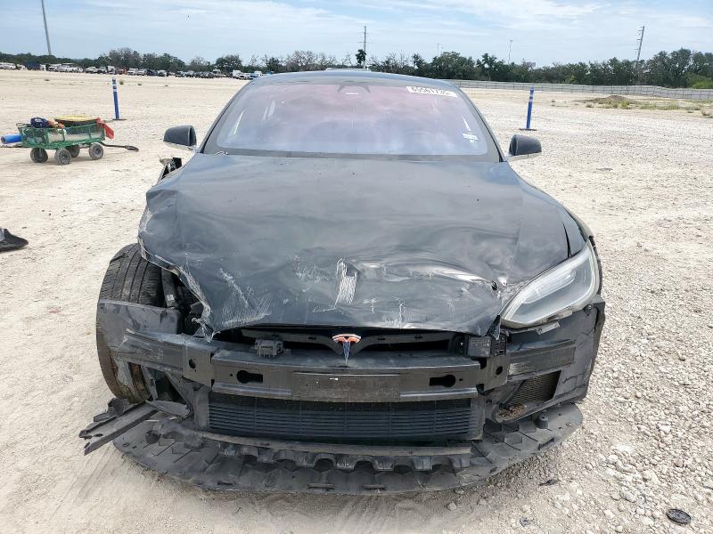 Photo 5 from auction – 2017 TESLA MODEL S with VIN 5YJSA1E10HF218689