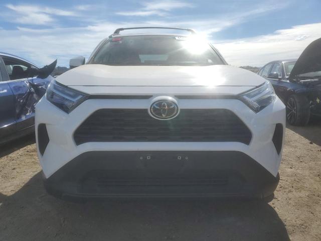 Photo 5 from auction – 2023 TOYOTA RAV4 XLE with VIN 2T3P1RFV1PC346004