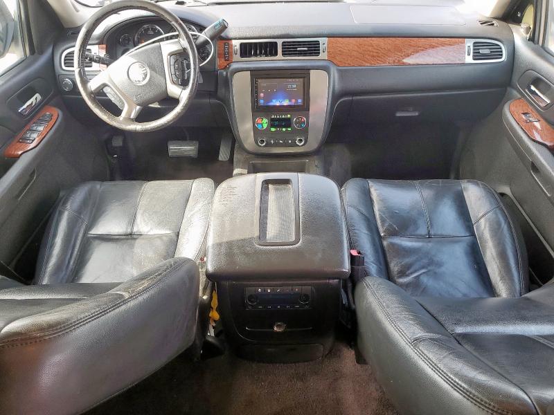 Photo 8 from auction – 2007 GMC YUKON with VIN 1GKFC13J87R409823