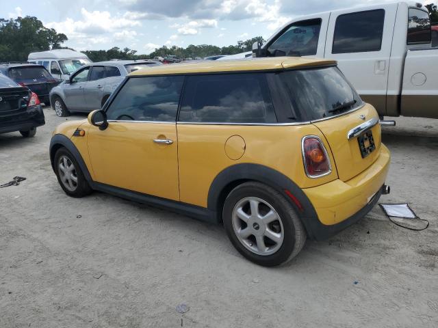 Photo 2 from auction – 2009 MINI COOPER with VIN WMWMF33549TU71988