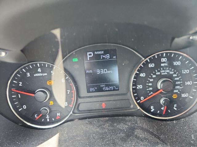 Photo 9 from auction – 2018 KIA FORTE LX with VIN 3KPFK4A72JE242000