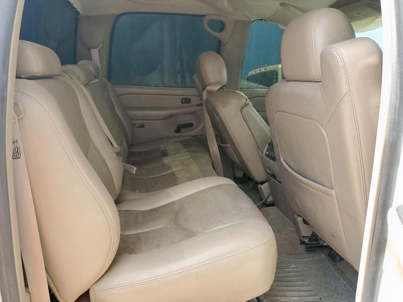 Photo 10 from auction – 2004 CHEVROLET SILVERADO with VIN 1GCHK23184F165844