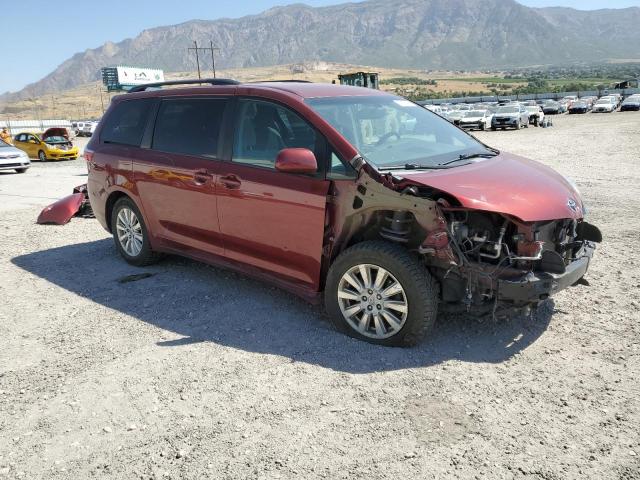 Photo 4 from auction – 2017 TOYOTA SIENNA LE with VIN 5TDJZ3DC0HS187328