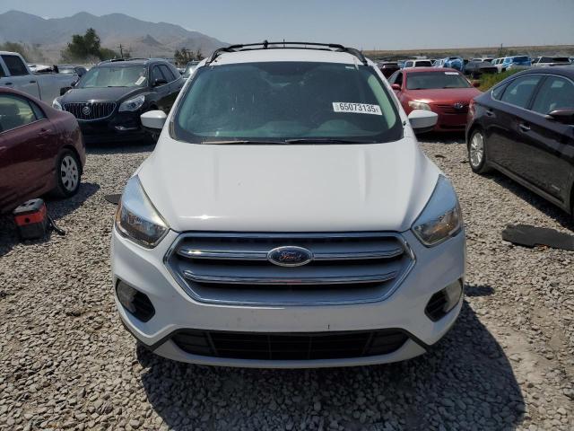 Photo 5 from auction – 2018 FORD ESCAPE SE with VIN 1FMCU9GD1JUB23293