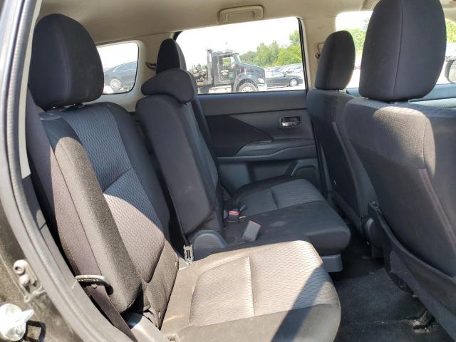 Photo 11 from auction – 2014 MITSUBISHI OUTLANDER with VIN JA4AD3A32EZ018807