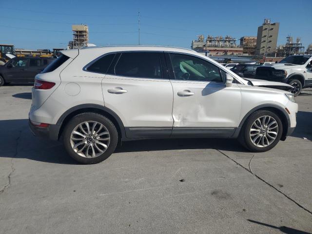 Photo 3 from auction – 2017 LINCOLN MKC RESERV with VIN 5LMCJ3C92HUL01968