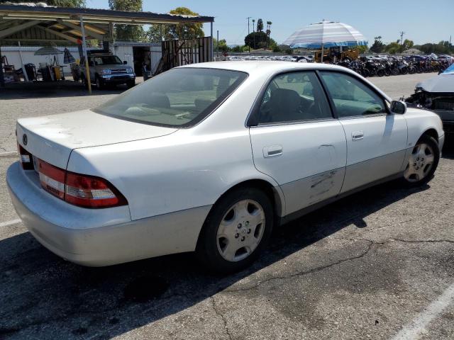 Photo 3 from auction – 2000 LEXUS ES 300 with VIN JT8BF28G6Y0272292