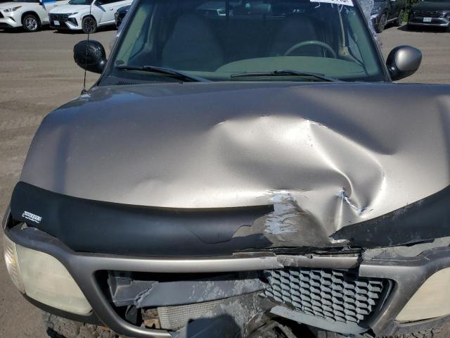 Photo 11 from auction – 2001 FORD F150 with VIN 1FTRX08L71KF02608