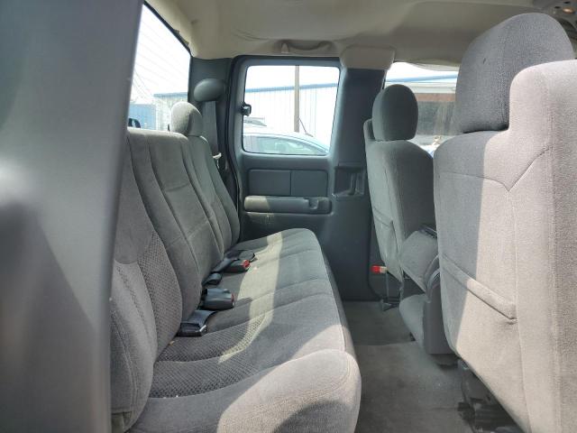 Photo 10 from auction – 2004 CHEVROLET SILVERADO with VIN 1GCEK19T94Z119850
