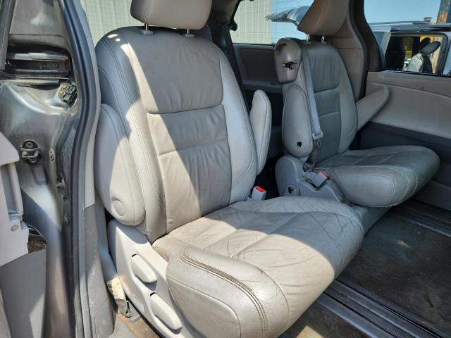Photo 11 from auction – 2017 TOYOTA SIENNA XLE with VIN 5TDYZ3DC2HS879086