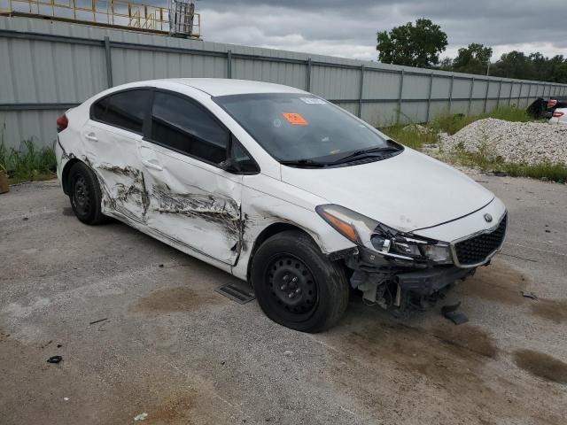 Photo 4 from auction – 2017 KIA FORTE LX with VIN 3KPFK4A77HE083226