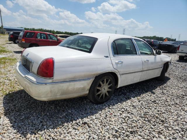 Photo 3 from auction – 2011 LINCOLN TOWN CAR S with VIN 2LNBL8CV6BX751559