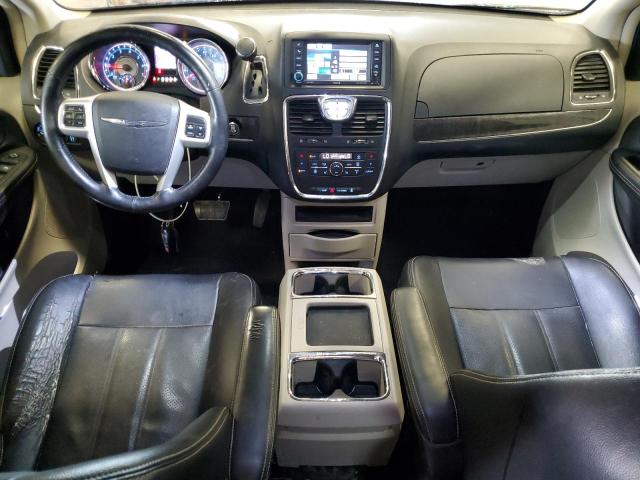 Photo 8 from auction – 2014 CHRYSLER TOWN & COU with VIN 2C4RC1CG3ER409720