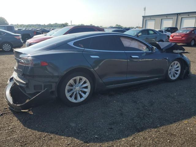 Photo 3 from auction – 2020 TESLA MODEL S with VIN 5YJSA1E24LF359556