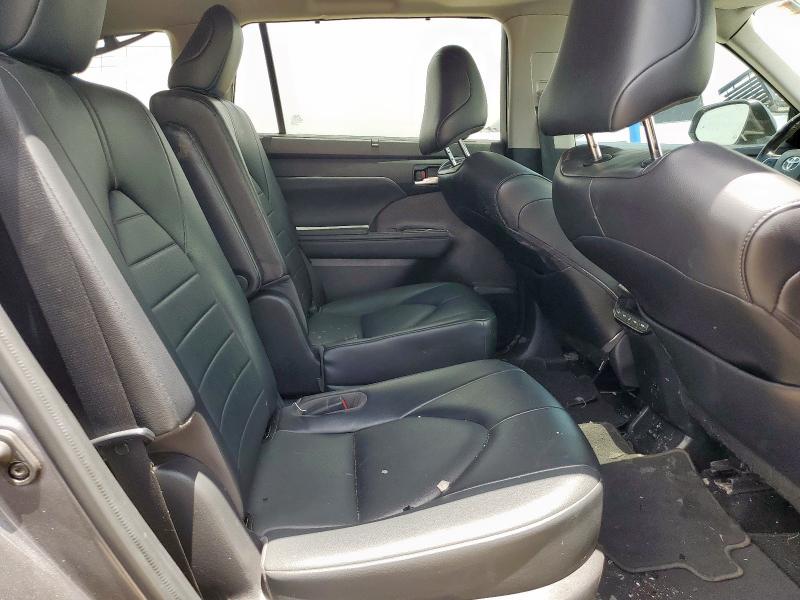 Photo 10 from auction – 2022 TOYOTA HIGHLANDER with VIN 5TDGARAH0NS512415