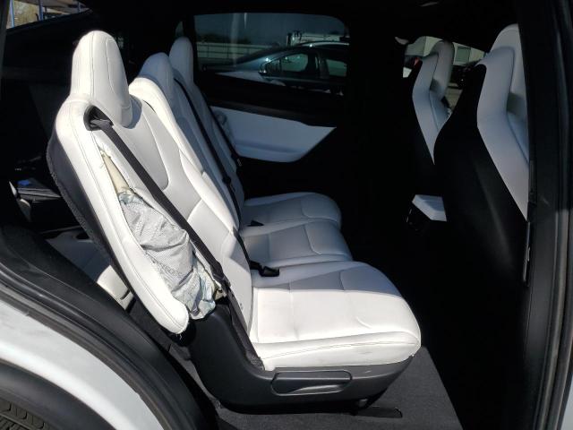 Photo 11 from auction – 2018 TESLA MODEL X with VIN 5YJXCAE24JF114950