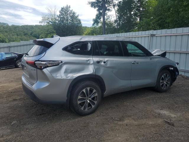 Photo 3 from auction – 2022 TOYOTA HIGHLANDER with VIN 5TDGBRCH9NS542538
