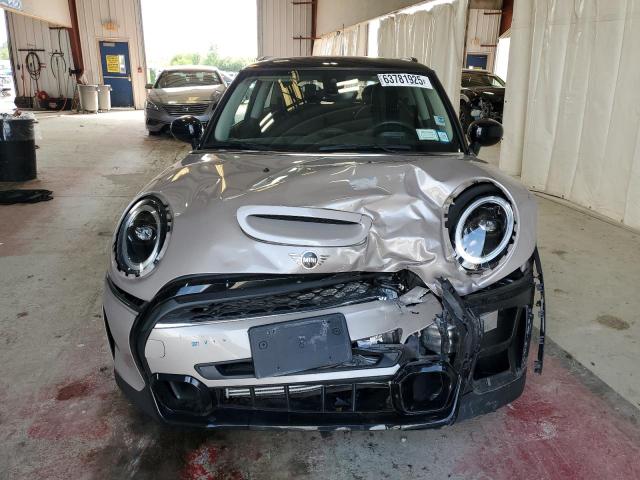 Photo 5 from auction – 2023 MINI COOPER S with VIN WMW53DH06P2T26454