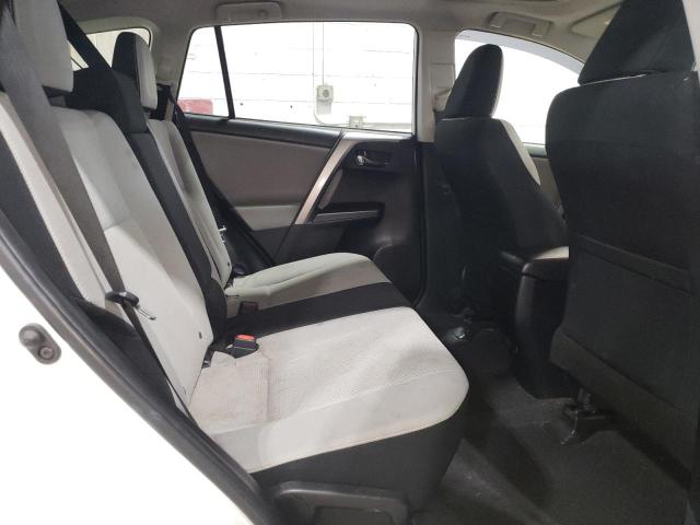 Photo 11 from auction – 2017 TOYOTA RAV4 XLE with VIN JTMRFREV1HJ715647