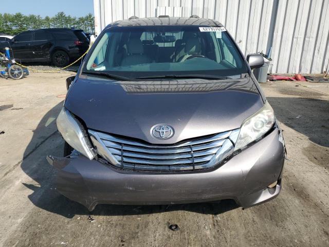 Photo 5 from auction – 2012 TOYOTA SIENNA XLE with VIN 5TDDK3DC2CS034105