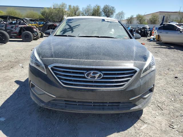 Photo 5 from auction – 2017 HYUNDAI SONATA SE with VIN 5NPE24AF2HH479983