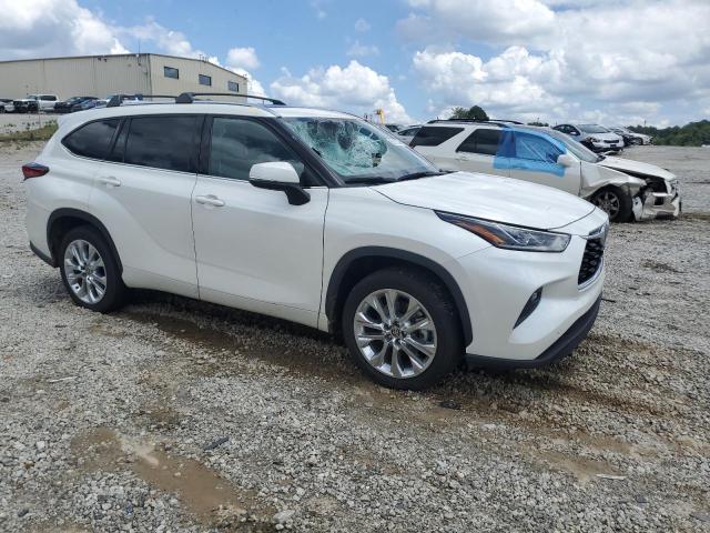 Photo 4 from auction – 2020 TOYOTA HIGHLANDER with VIN 5TDDZRBH8LS047499