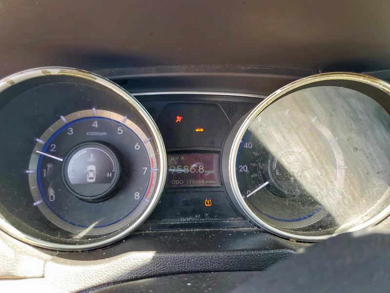 Photo 9 from auction – 2012 HYUNDAI SONATA GLS with VIN 5NPEB4AC9CH470888