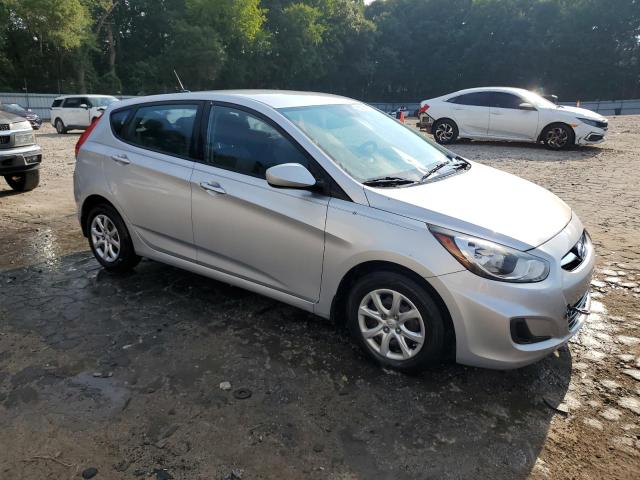 Photo 4 from auction – 2013 HYUNDAI ACCENT GLS with VIN KMHCT5AE4DU100415