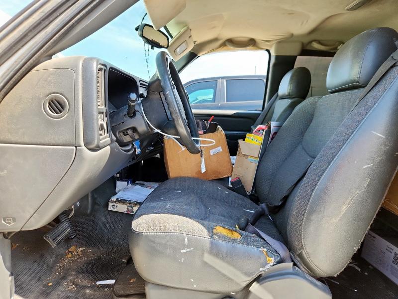Photo 7 from auction – 2005 CHEVROLET SILVERADO with VIN 1GCEC19X05Z300840