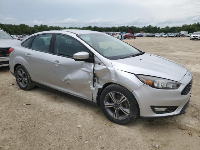 Photo 4 from auction – 2017 FORD FOCUS SE with VIN 1FADP3FE2HL333012