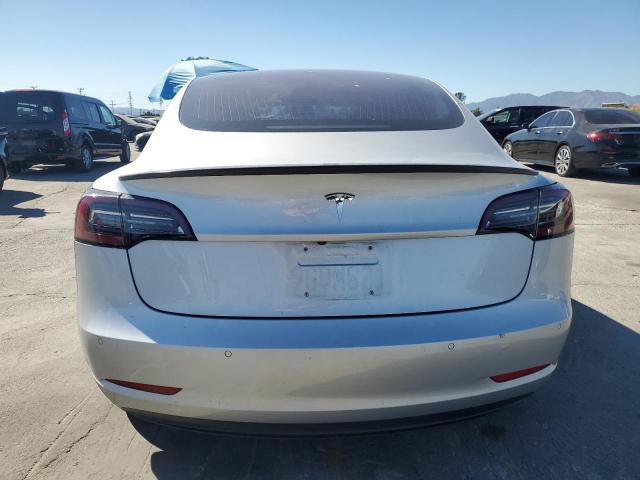 Photo 6 from auction – 2018 TESLA MODEL 3 with VIN 5YJ3E1EA8JF043963