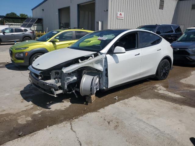 TESLA MODEL Y 2024 with VIN 7SAYGDEE8RA272997 - Photo from auction