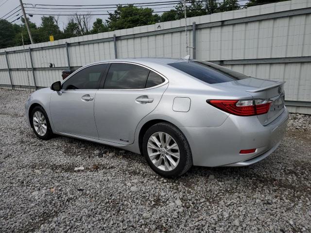 Фото 2 с аукциона – 2013 LEXUS ES 300H с VIN JTHBW1GG2D2029069