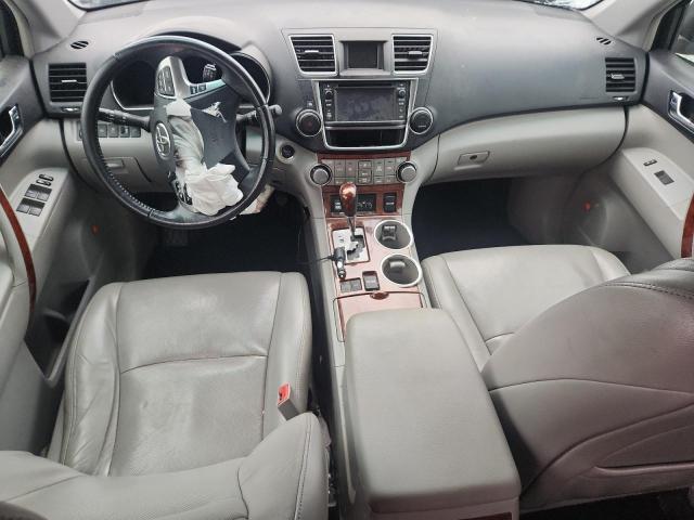 Photo 8 from auction – 2013 TOYOTA HIGHLANDER with VIN 5TDYK3EH1DS124410