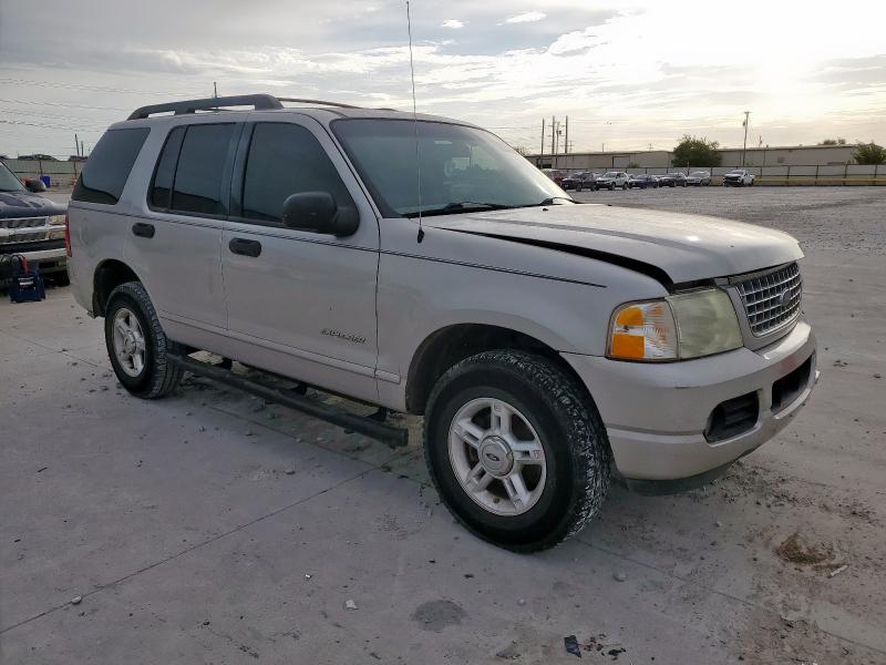 Photo 4 from auction – 2005 FORD EXPLORER XLT with VIN 1FMZU63K75ZA05884