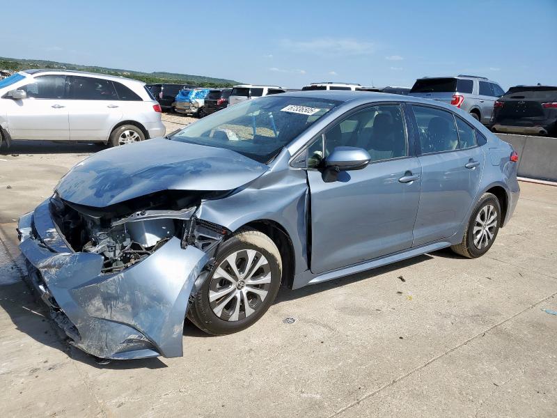 TOYOTA COROLLA LE 2022 with VIN JTDEAMDE9NJ047142 - Photo from auction